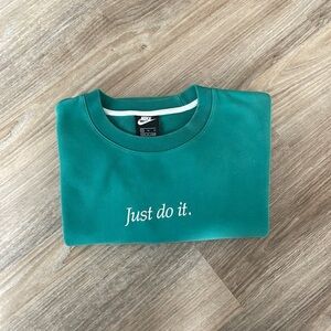 Nike Sweatshirt